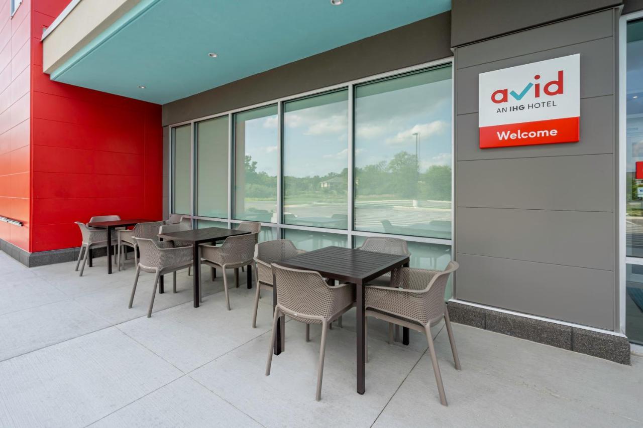 Pewaukee Avid Hotels Milwaukee West - Waukesha By Ihg מראה חיצוני תמונה